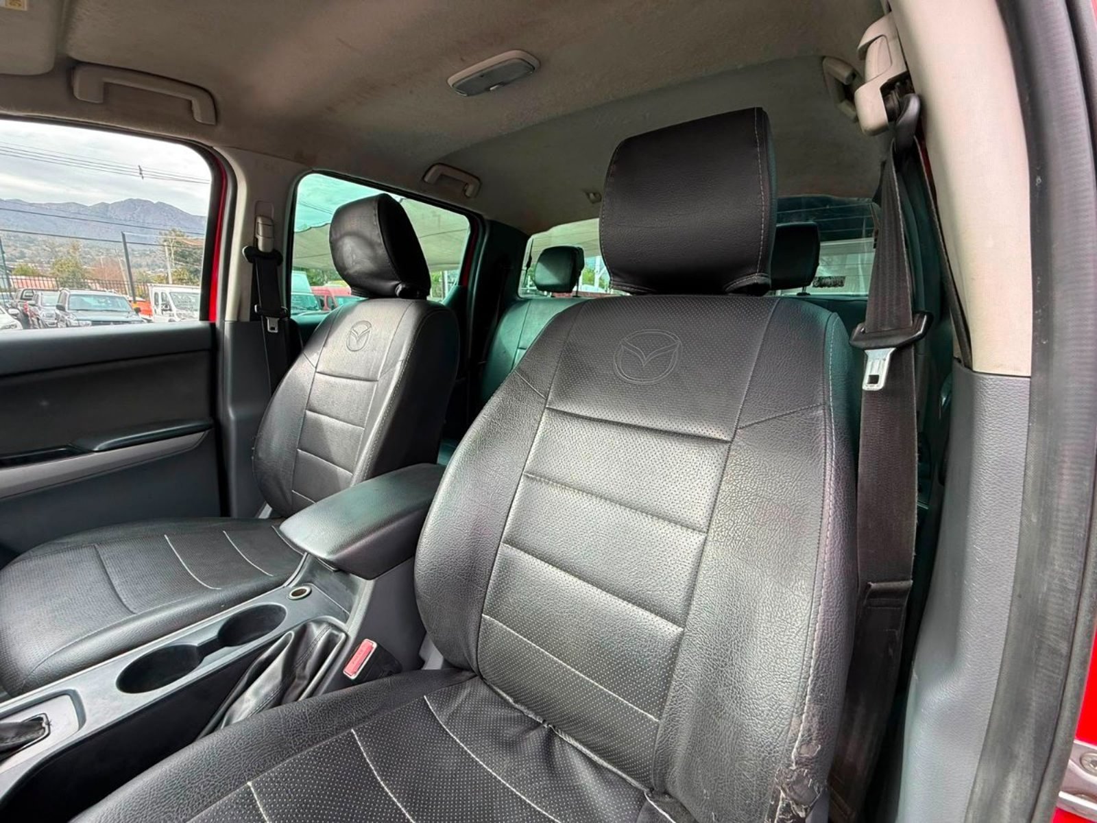 MAZDA BT-50 SDX 4X4 3.2 AT 2020 - Imagen 17 de 18