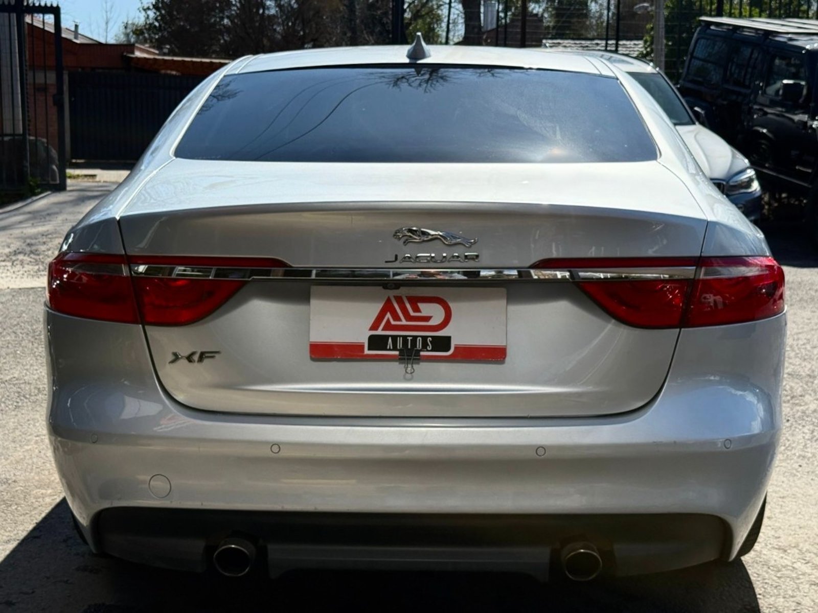 Jaguar XF PRESTIGE 2.0 2021 - Foto 5 de 17