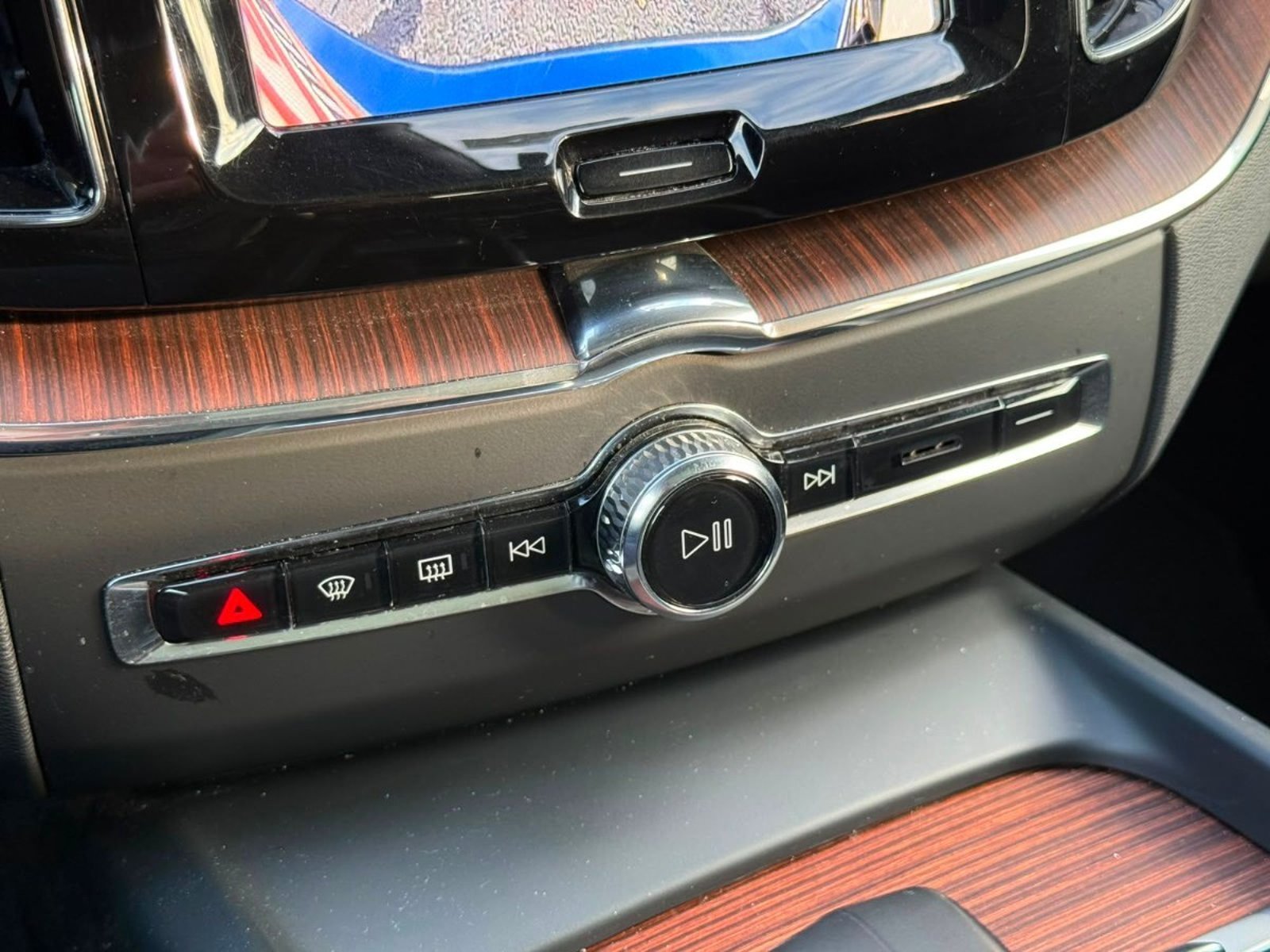 Volvo XC60 2.0 B5 AWD 2024 - Imagen 15 de 20
