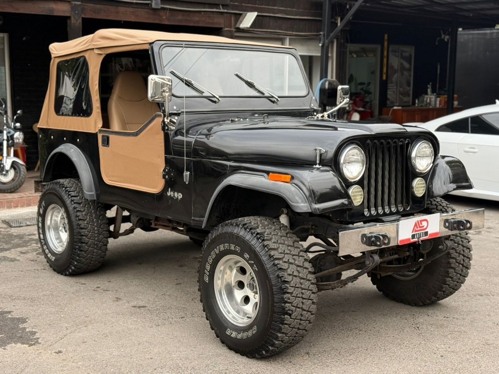 Jeep CJ7 AT V8 5.7 1978 - Foto 3 de 11