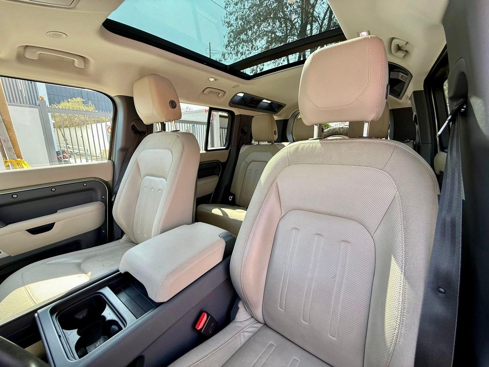 LAND ROVER DEFENDER 110 4X4 3.0 AT 2021 - Imagen 19 de 19
