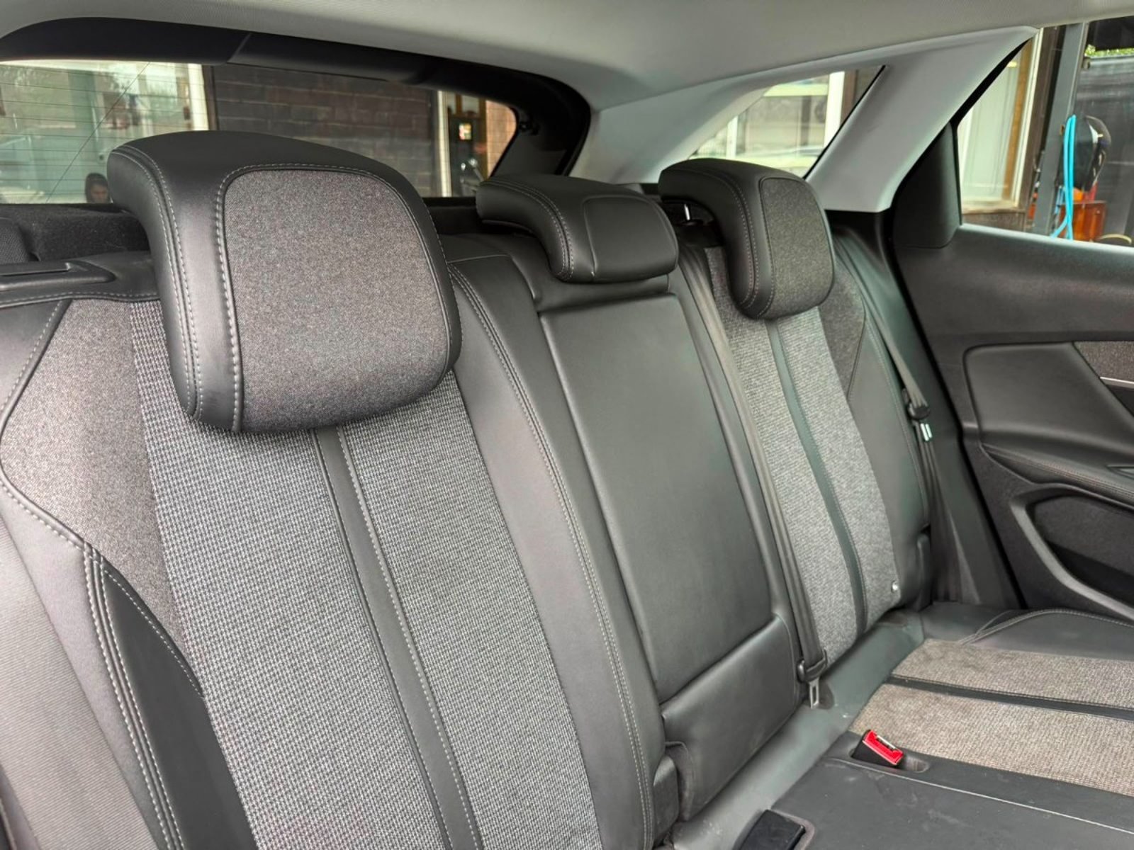 Peugeot 3008 ALLURE BLUE HDI 1.5T 2020 - Imagen 16 de 16