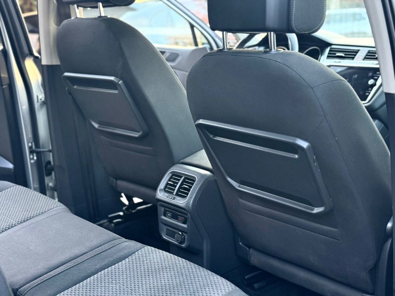 VOLKSWAGEN TIGUAN COMFORTLINE 1.4T 2022 - Imagen 14 de 15