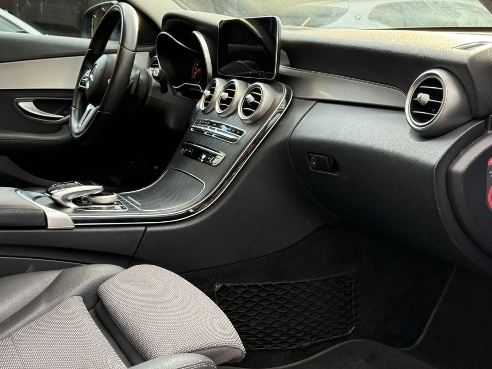 Mercedes-Benz C200 1.5 TURBO 2020 - Imagen 9 de 15