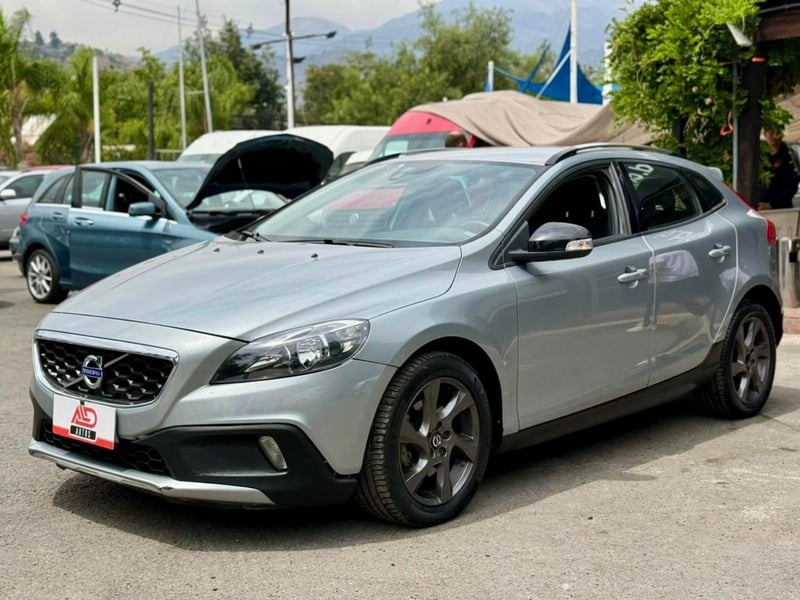 Volvo V40 CROSS COUNTRY T4 2015