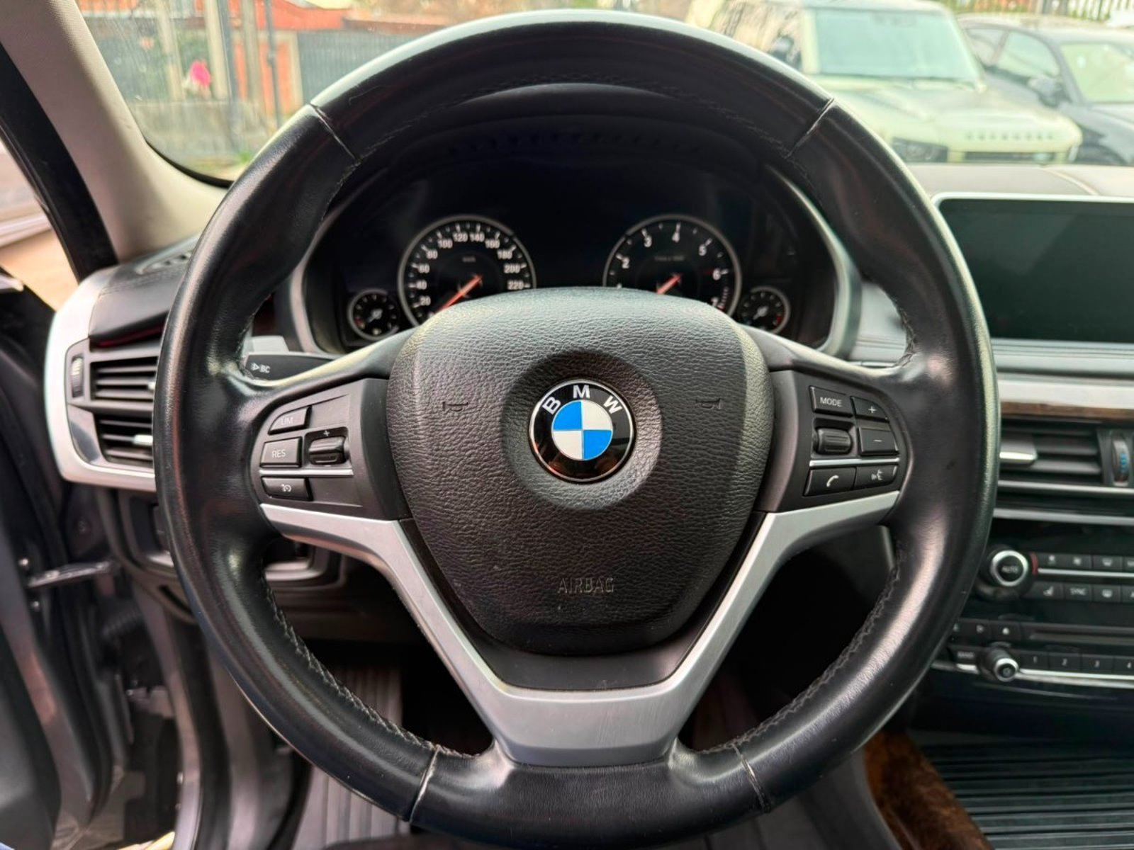 BMW X5 50I XDRIVE 4.4 2016 - Imagen 10 de 18