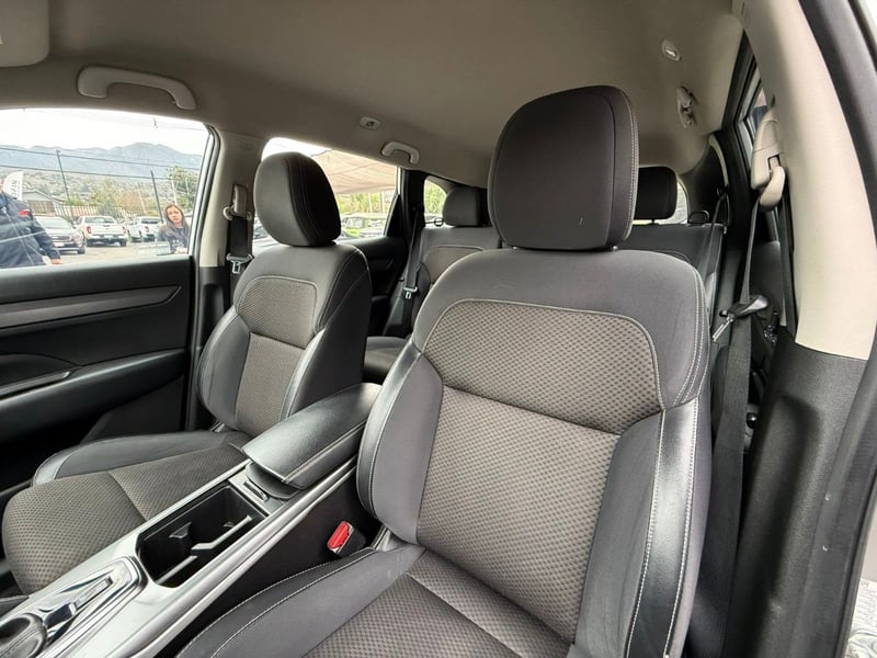 Renault KOLEOS DYNAMIQUE CVT 2.5 2019 - Imagen 15 de 17