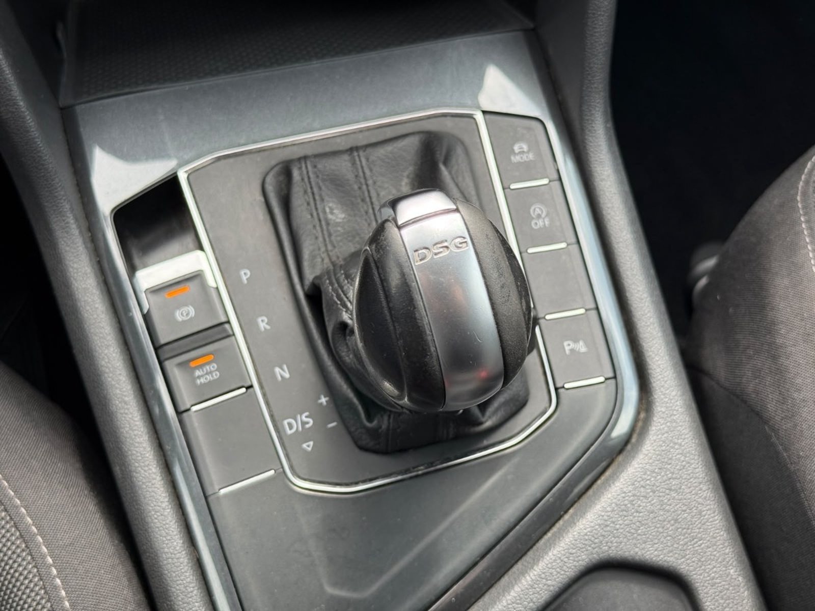 Volkswagen TIGUAN COMFORTLINE 1.4 AT 2018 - Imagen 13 de 15
