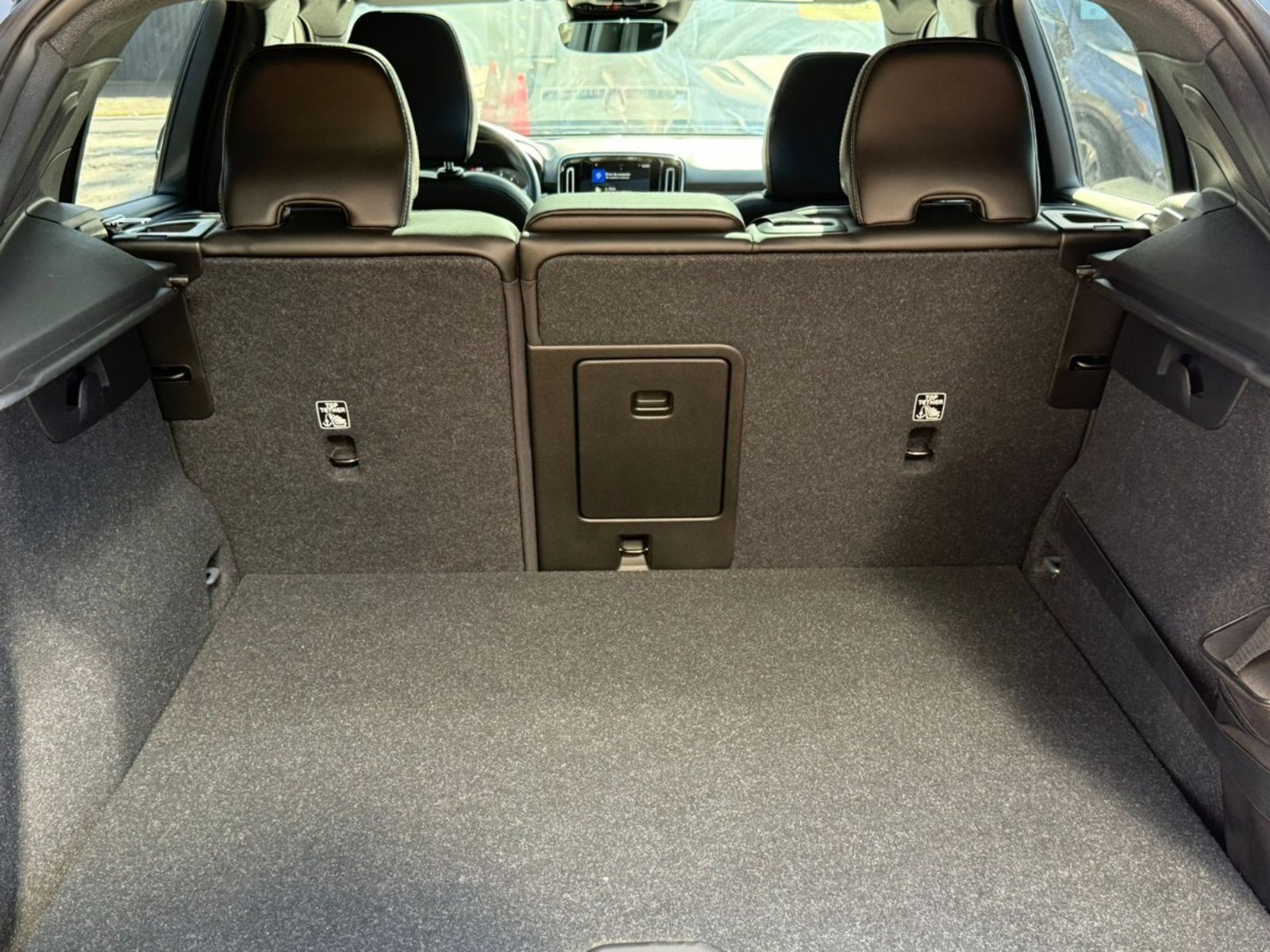 VOLVO XC40 D4 AWD MOMENTUM PLUS 2020 - Imagen 20 de 20
