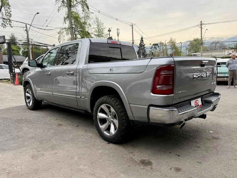 RAM 1500 LIMITED 5.7 2020 - Imagen 6 de 19