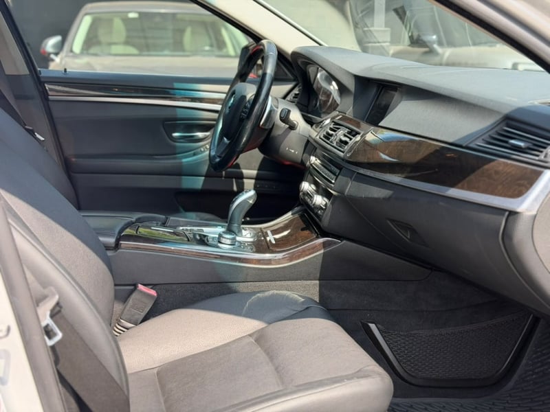 BMW 550 4.4 2011 - Imagen 9 de 20