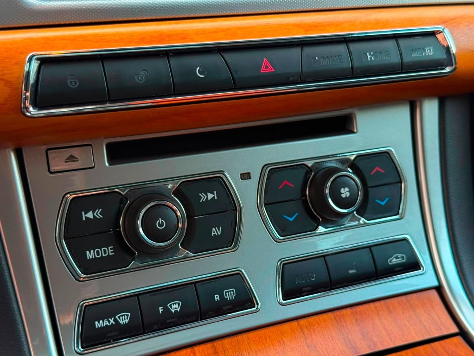 Jaguar XF 30 3.0 DIESEL 2013 - Imagen 14 de 19