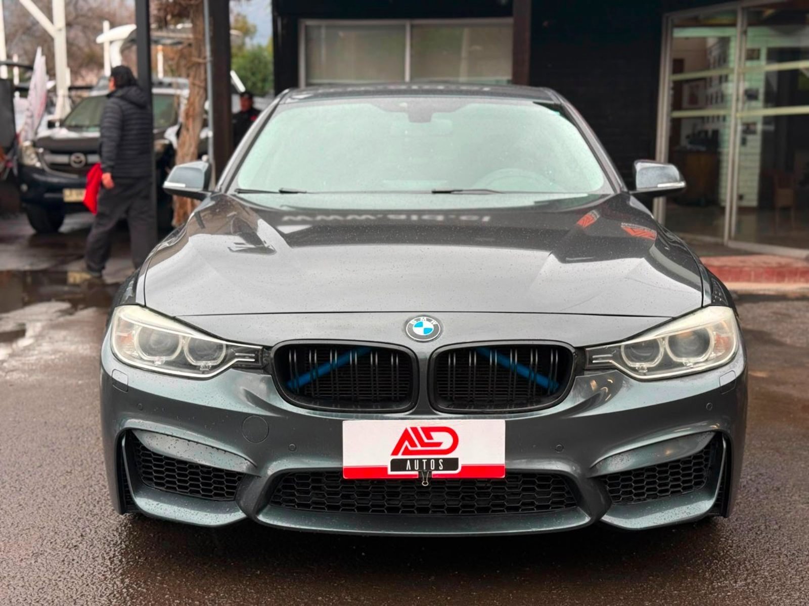 BMW 328 SPORT 2.0 F30 2014 - Foto 2 de 15
