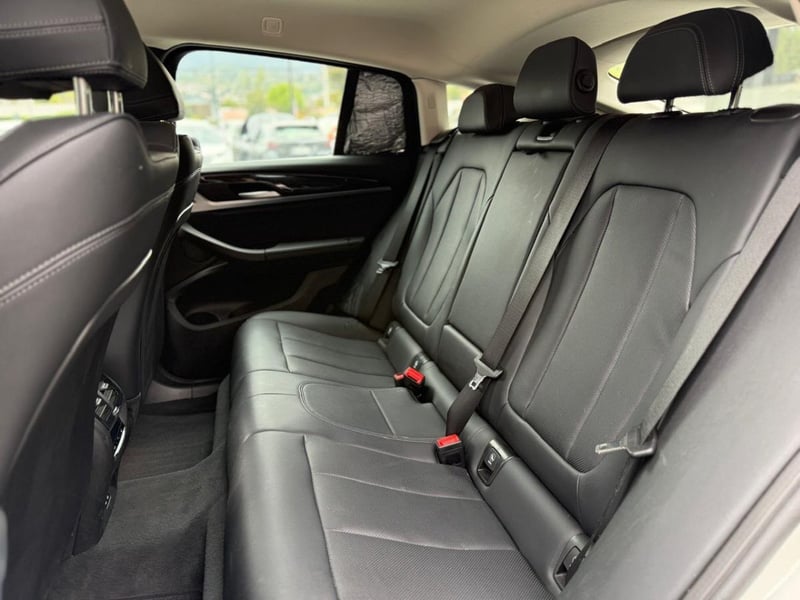 BMW X4 20I XDRIVE 2.0 2025 - Imagen 19 de 19