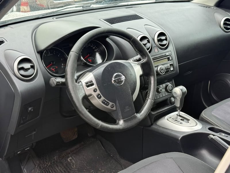 Nissan QASHQAI 2.0 AT 2WD 2013 - Imagen 7 de 9