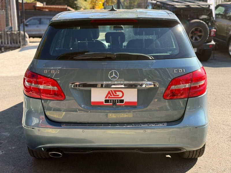 Mercedes-Benz B180 CDI AUT DIESEL 2012 - Imagen 5 de 19