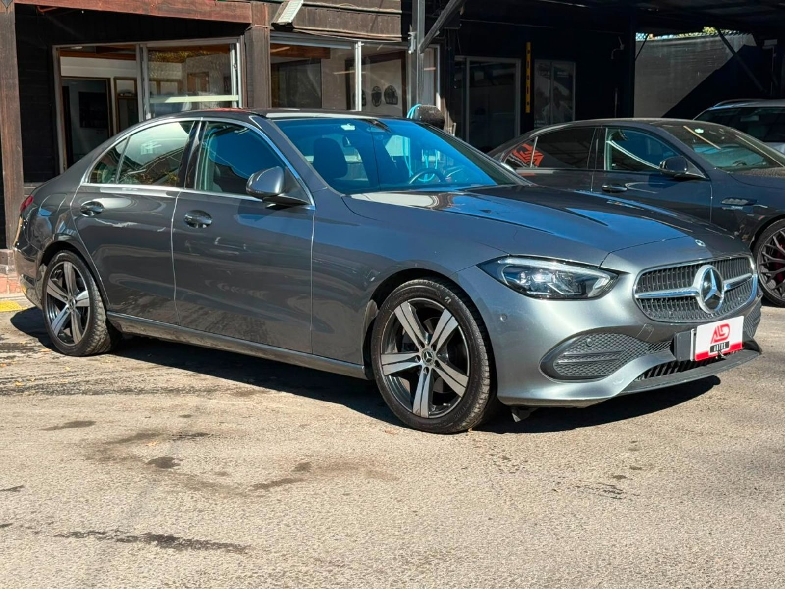 Mercedes-Benz C200 2023 - Foto 3 de 19