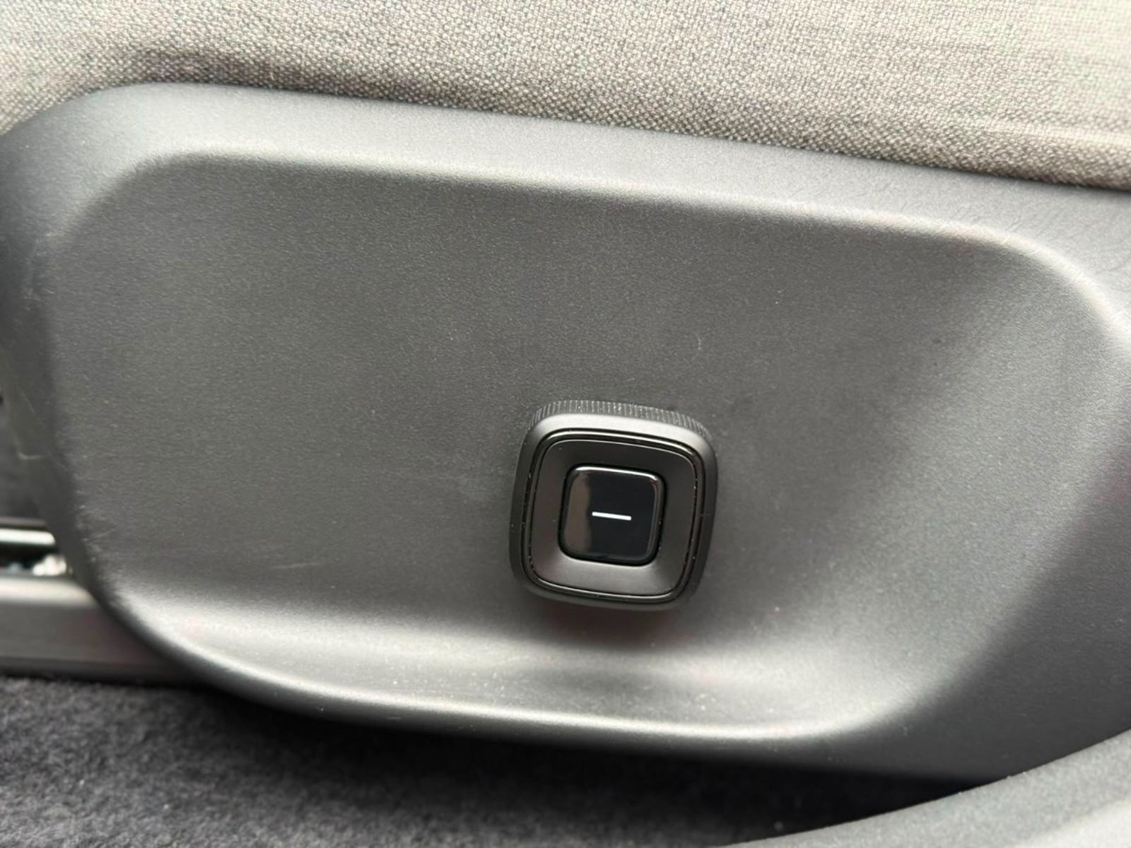Volvo EX30 E60 ULTRA AT 2025 - Imagen 15 de 17