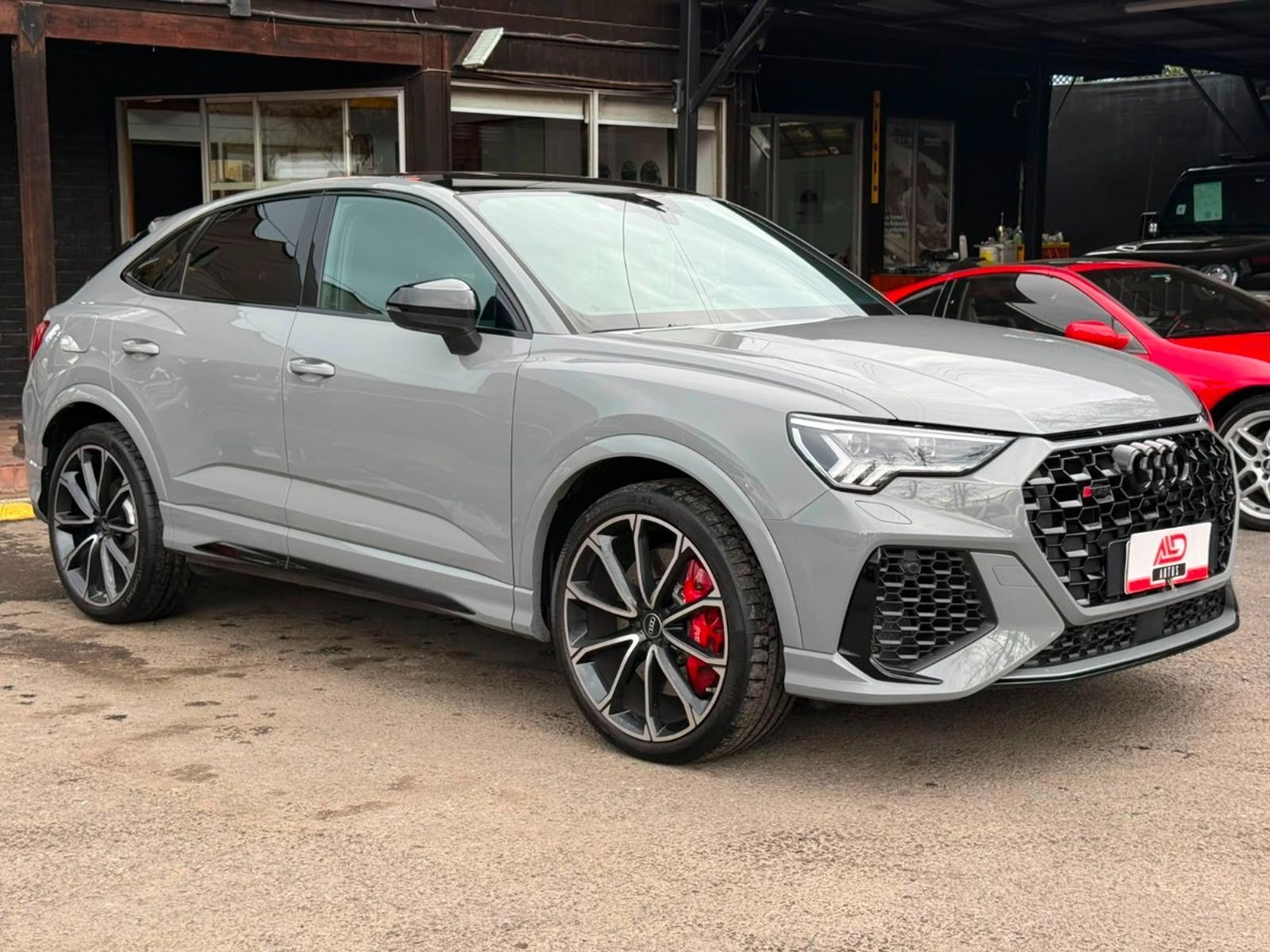 Audi RS Q3 SPORTBACK 2.5 QUATTRO 2024 - Foto 3 de 20