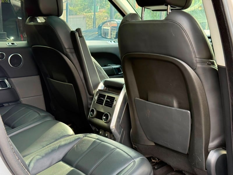 Land Rover ROVER SPORT HSE SDV8 2019 - Imagen 18 de 19