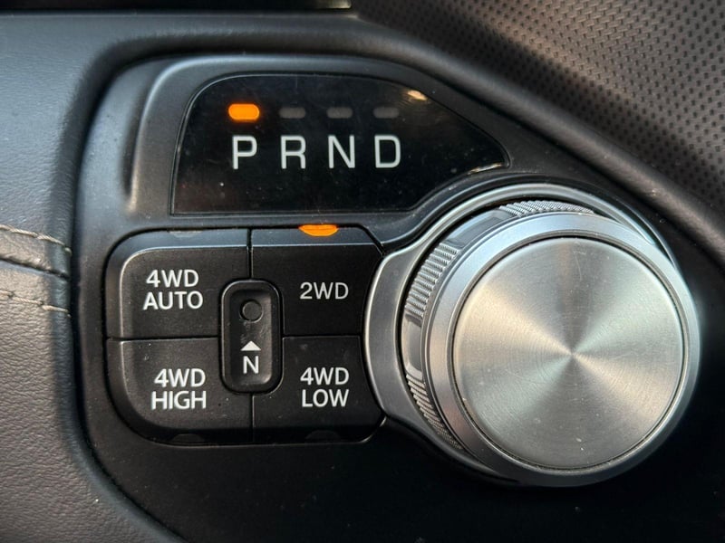 RAM 1500 LIMITED 4X4 2024 - Imagen 14 de 20
