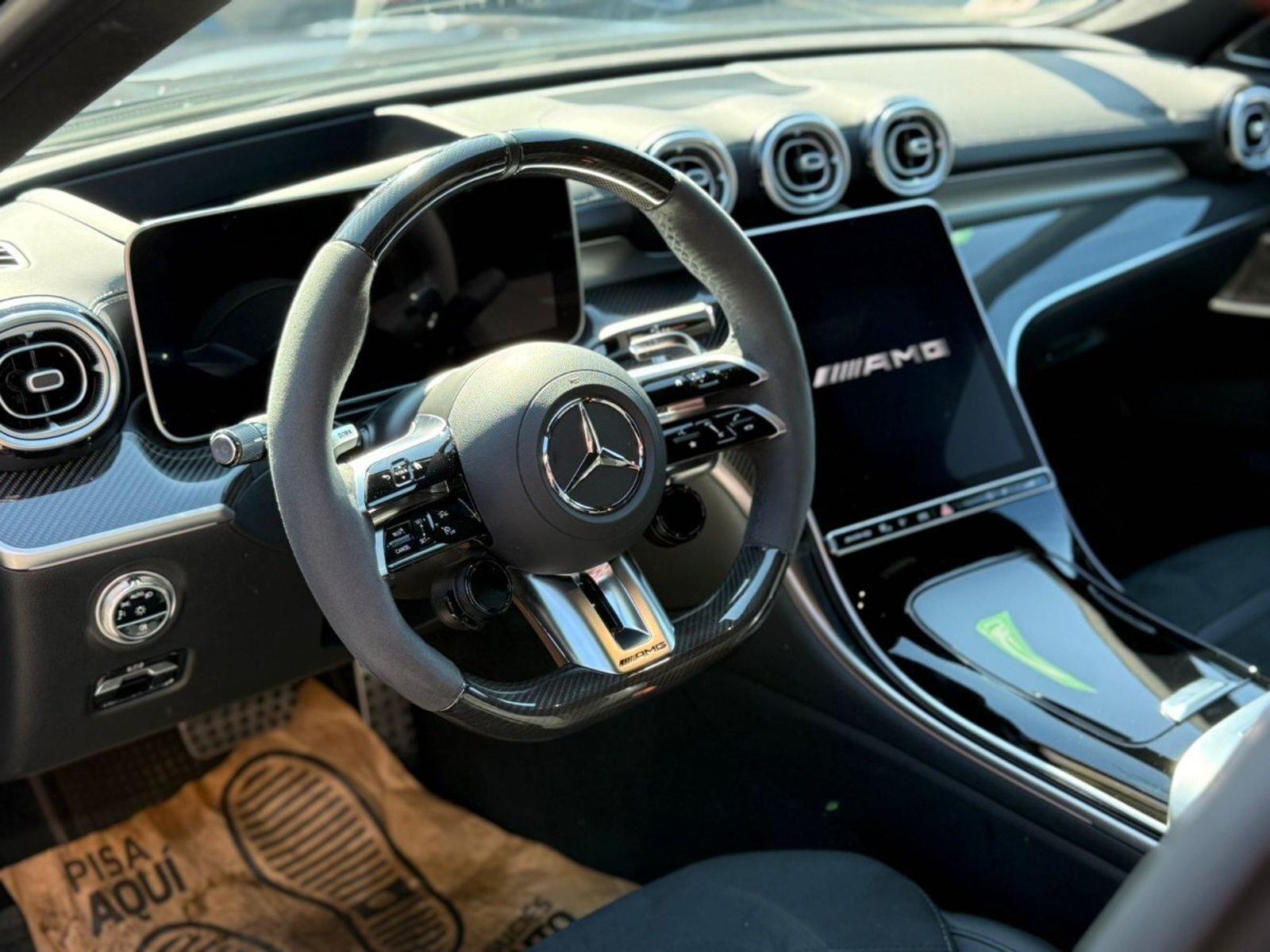 MERCEDES-BENZ C63 AMG S 2025 - Imagen 9 de 13