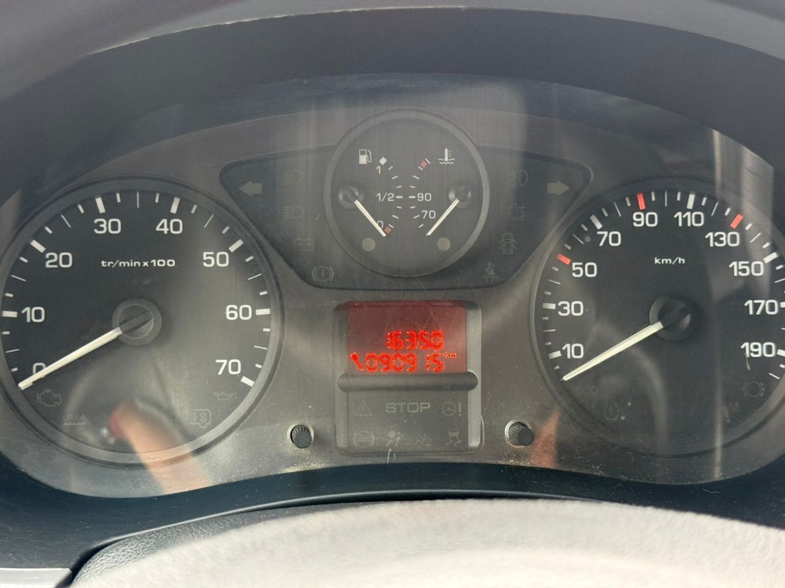CITROËN BERLINGO 1.6 DIÉSEL 2018 - Imagen 11 de 17