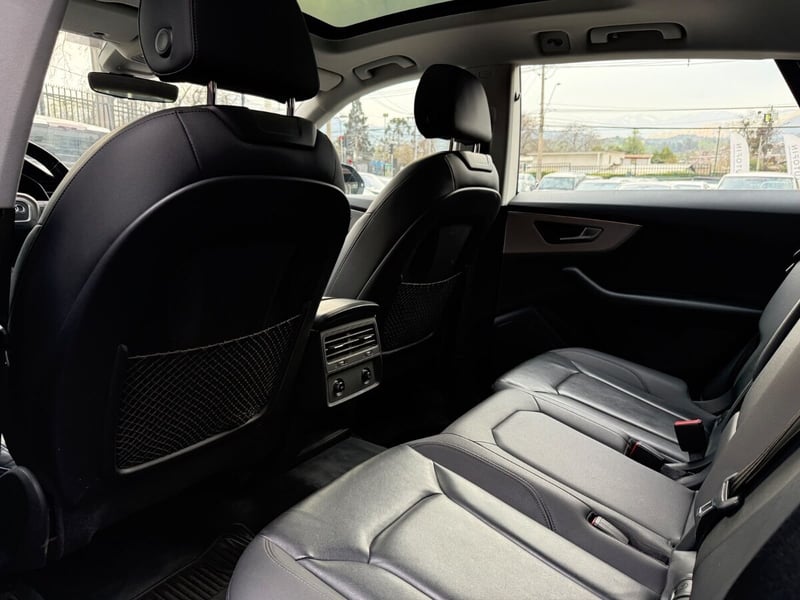 Audi Q8 55 TFSI 3.0 QUATTRO 2021 - Imagen 17 de 17