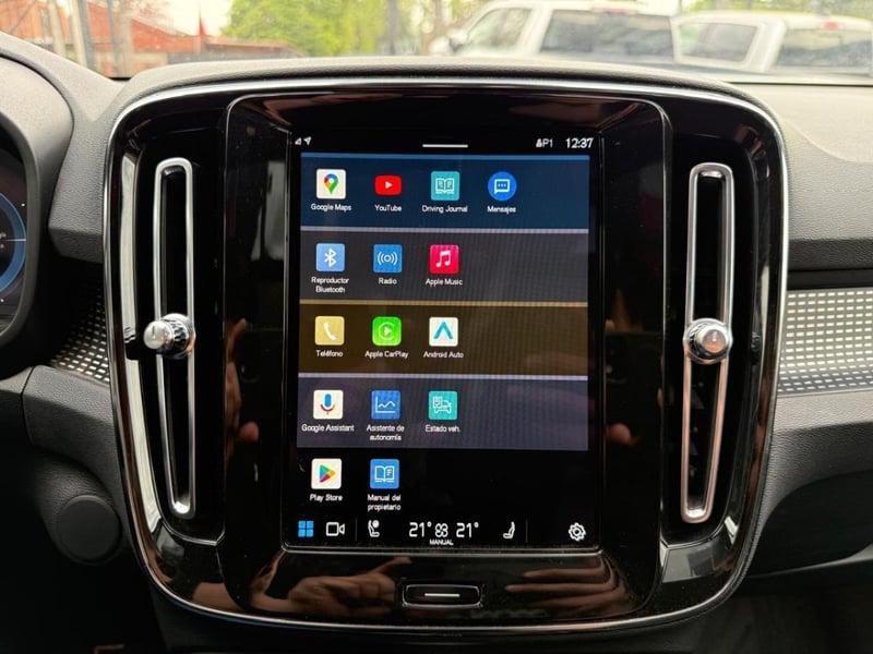 Volvo XC40 P8 PRESTIGE 2022 - Imagen 13 de 15