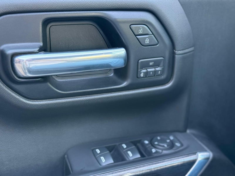 Chevrolet SILVERADO LTZ 5.3 MANTENCIONES 2020 - Imagen 14 de 20