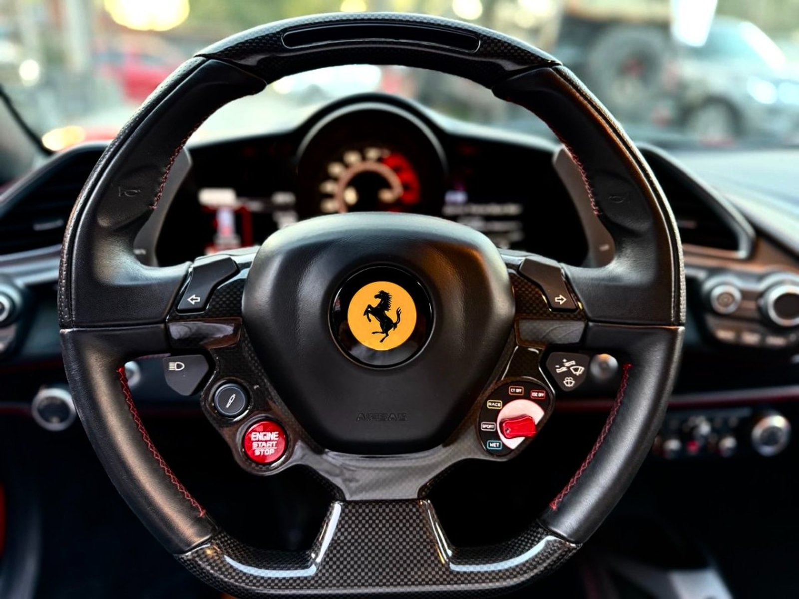 FERRARI 488 GTB 2016 - Imagen 11 de 20