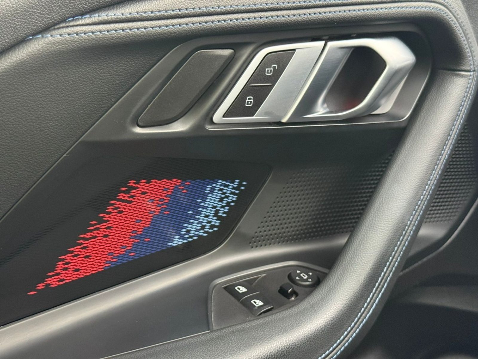 BMW 220I COUPE M SPORT 2023 - Imagen 16 de 18