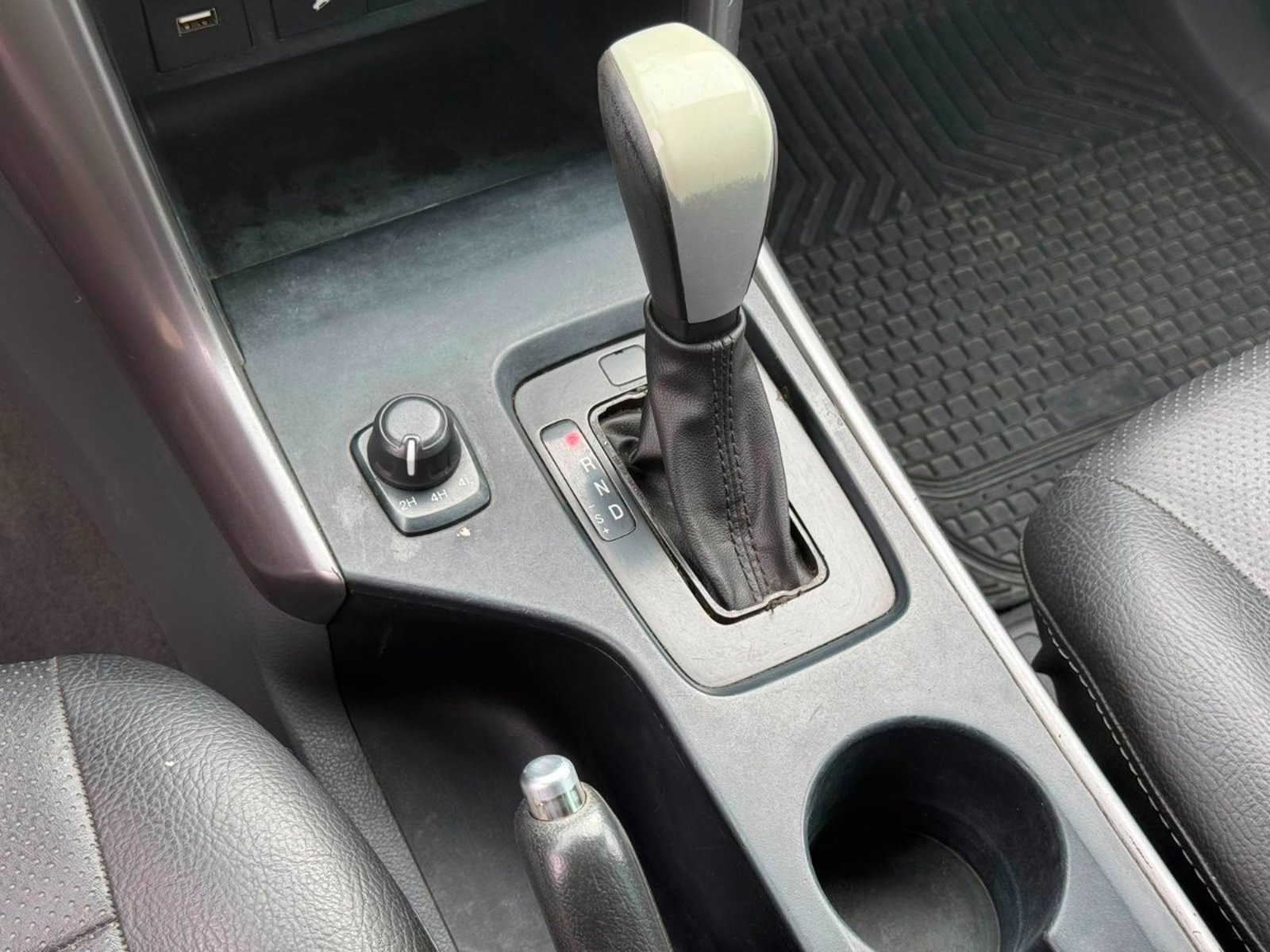 MAZDA BT-50 SDX 4X4 3.2 AT 2020 - Imagen 16 de 18