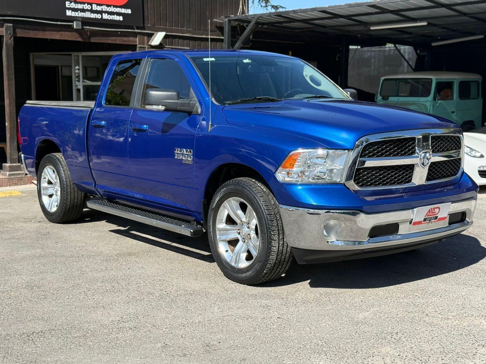 RAM 1500 SLT 3.6 4X4 2020 - Foto 2 de 14