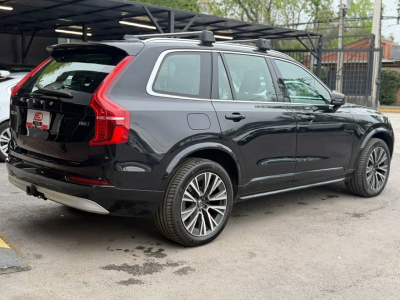 Volvo XC90 MOMENTUM II B6 AWD 2022 - Imagen 4 de 20