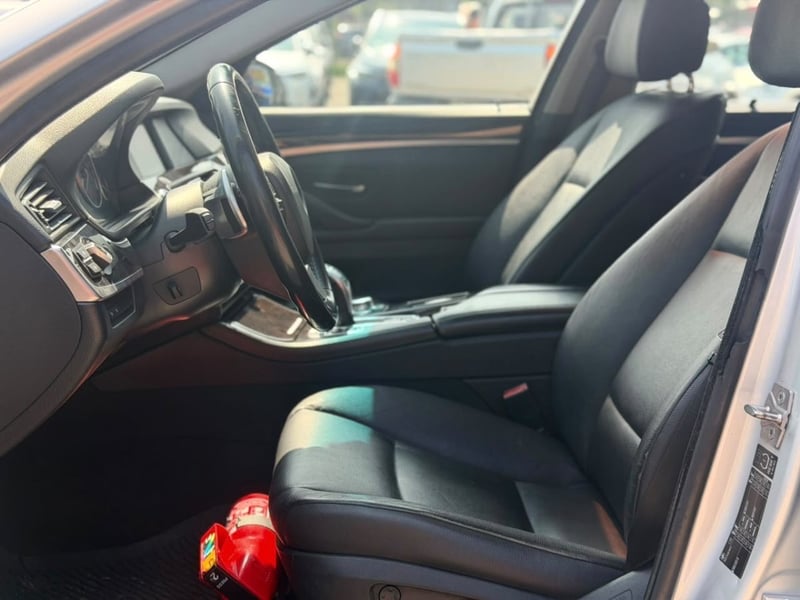 BMW 550 4.4 2011 - Imagen 8 de 20