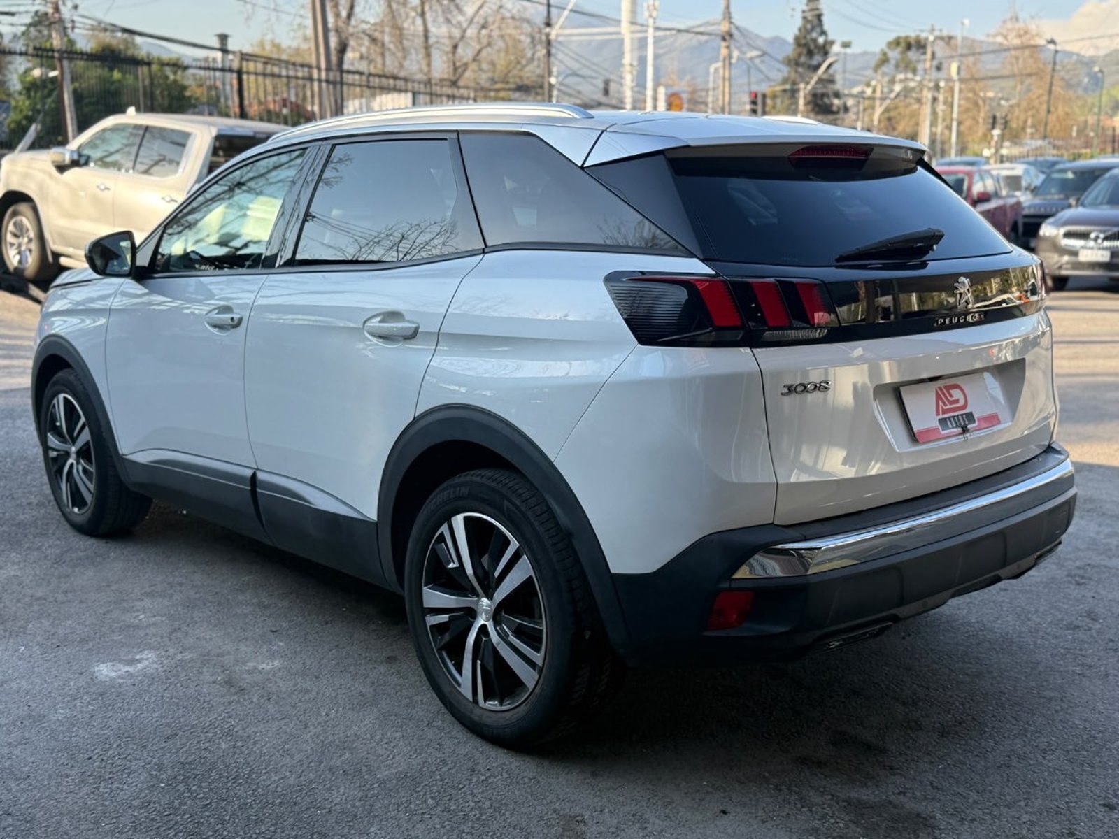 Peugeot 3008 ACTIVE THP 1.6 AT 2021 - Imagen 6 de 18