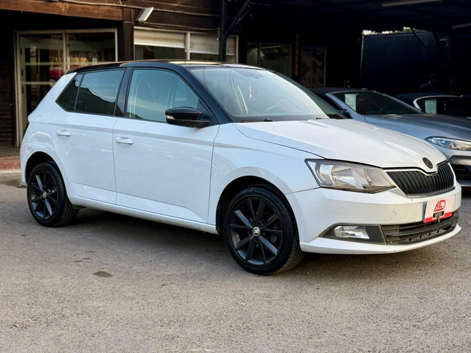 SKODA FABIA TDI 1.4 MT 2018 - Imagen 3 de 17