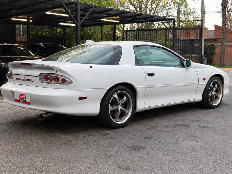 Chevrolet CAMARO 3.8 AT 1997 - Imagen 4 de 15