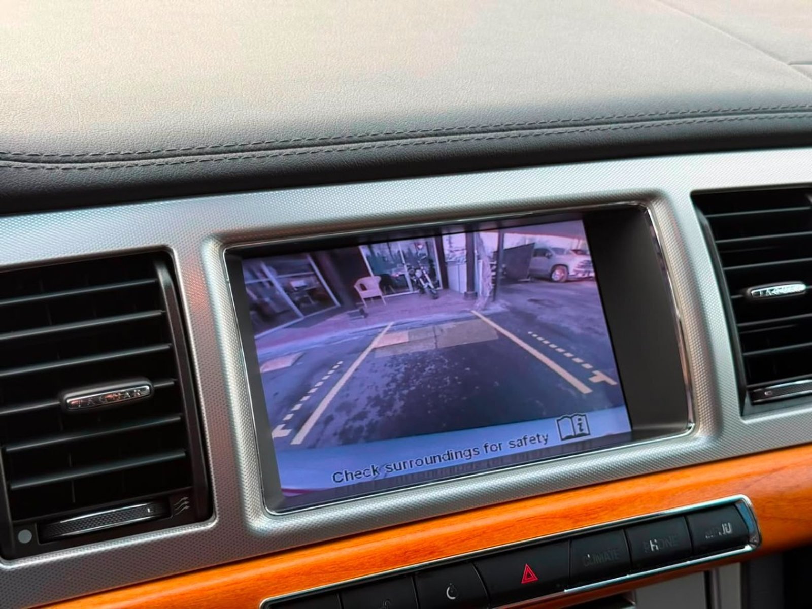 Jaguar XF 30 3.0 DIESEL 2013 - Imagen 13 de 19