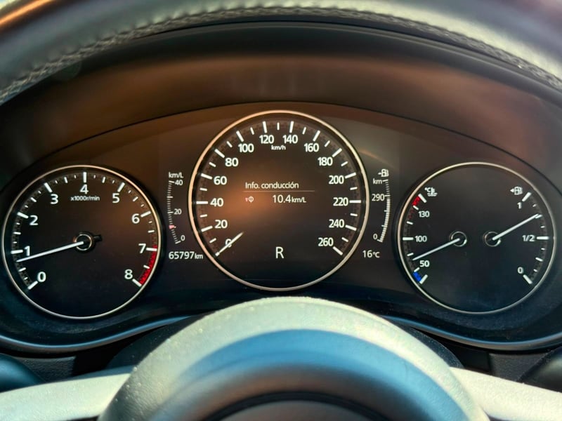 Mazda CX-30 V 2.0 SKYACTIV AT 2022 - Imagen 11 de 18