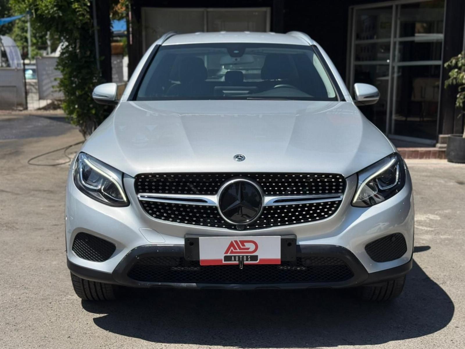 Mercedes-Benz GLC 220D 4MATIC DIESEL 2018 - Foto 3 de 19
