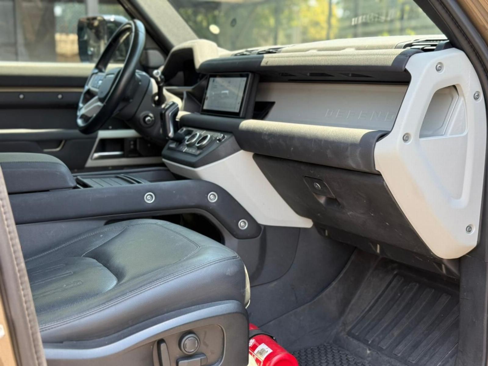 LAND ROVER DEFENDER 110 FIRST EDITION 3.0 2021 - Imagen 16 de 19