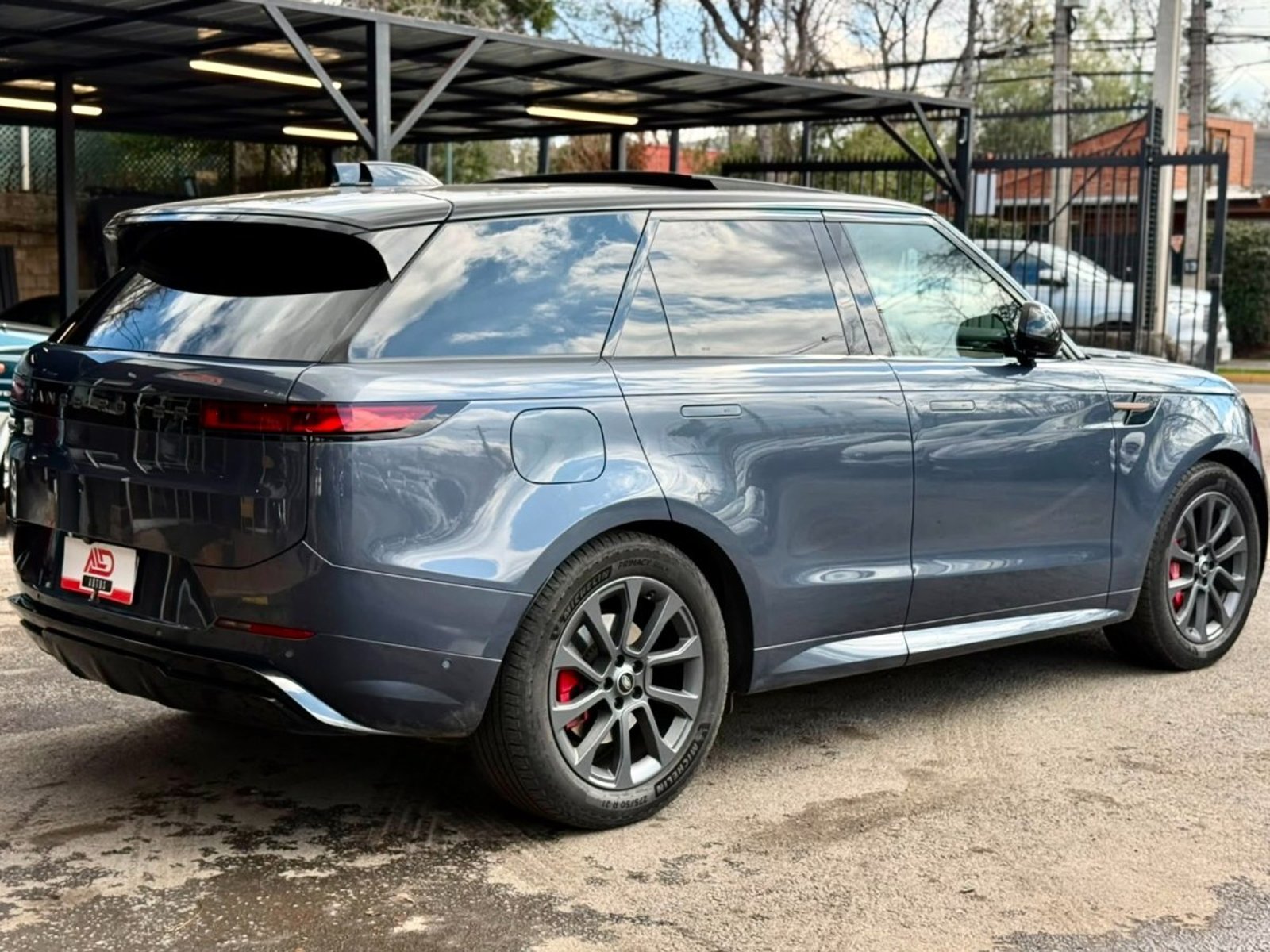 Land Rover RANGE ROVER SPORT SE 2024 - Foto 4 de 19