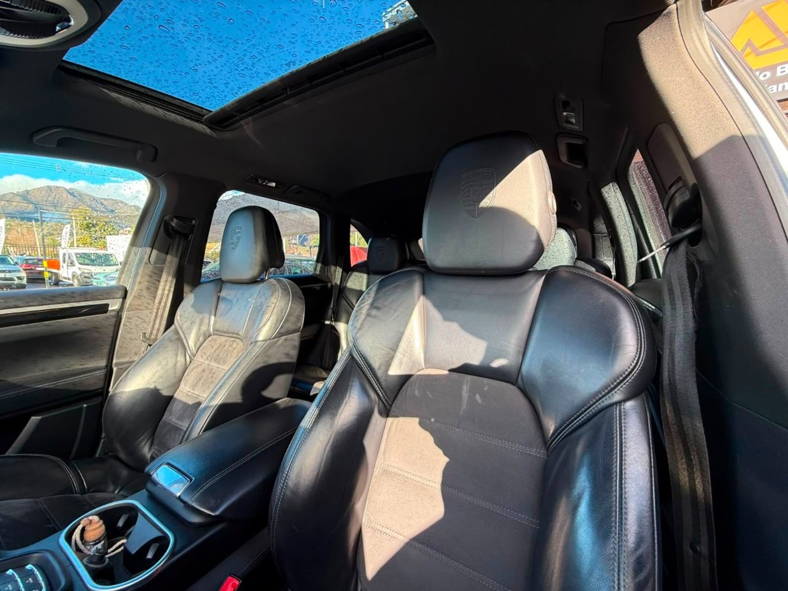 Porsche CAYENNE S HÍBRIDO 2018 - Imagen 16 de 19