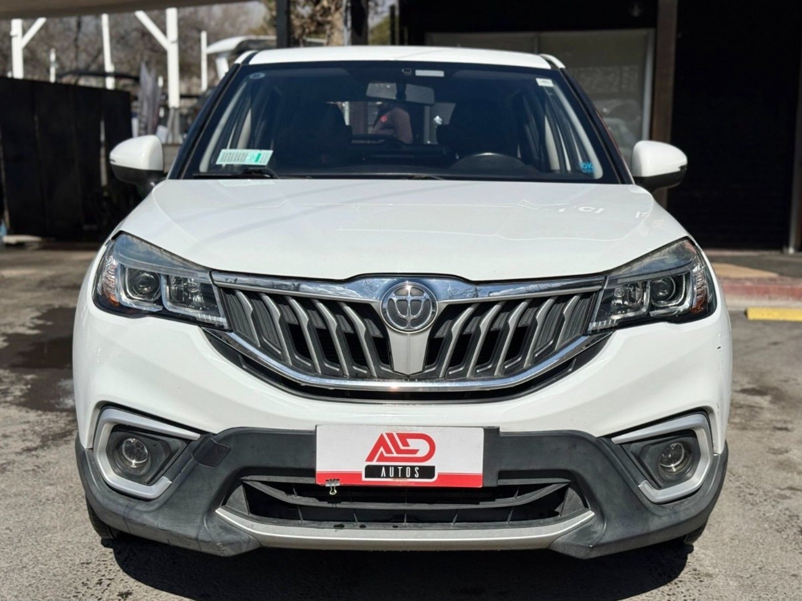 Brilliance V3 SUV ELITE 1.5 MT 2020 - Foto 2 de 10
