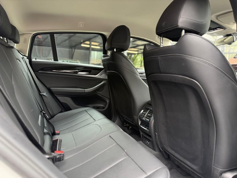 BMW X4 20I XDRIVE 2.0 2025 - Imagen 18 de 19