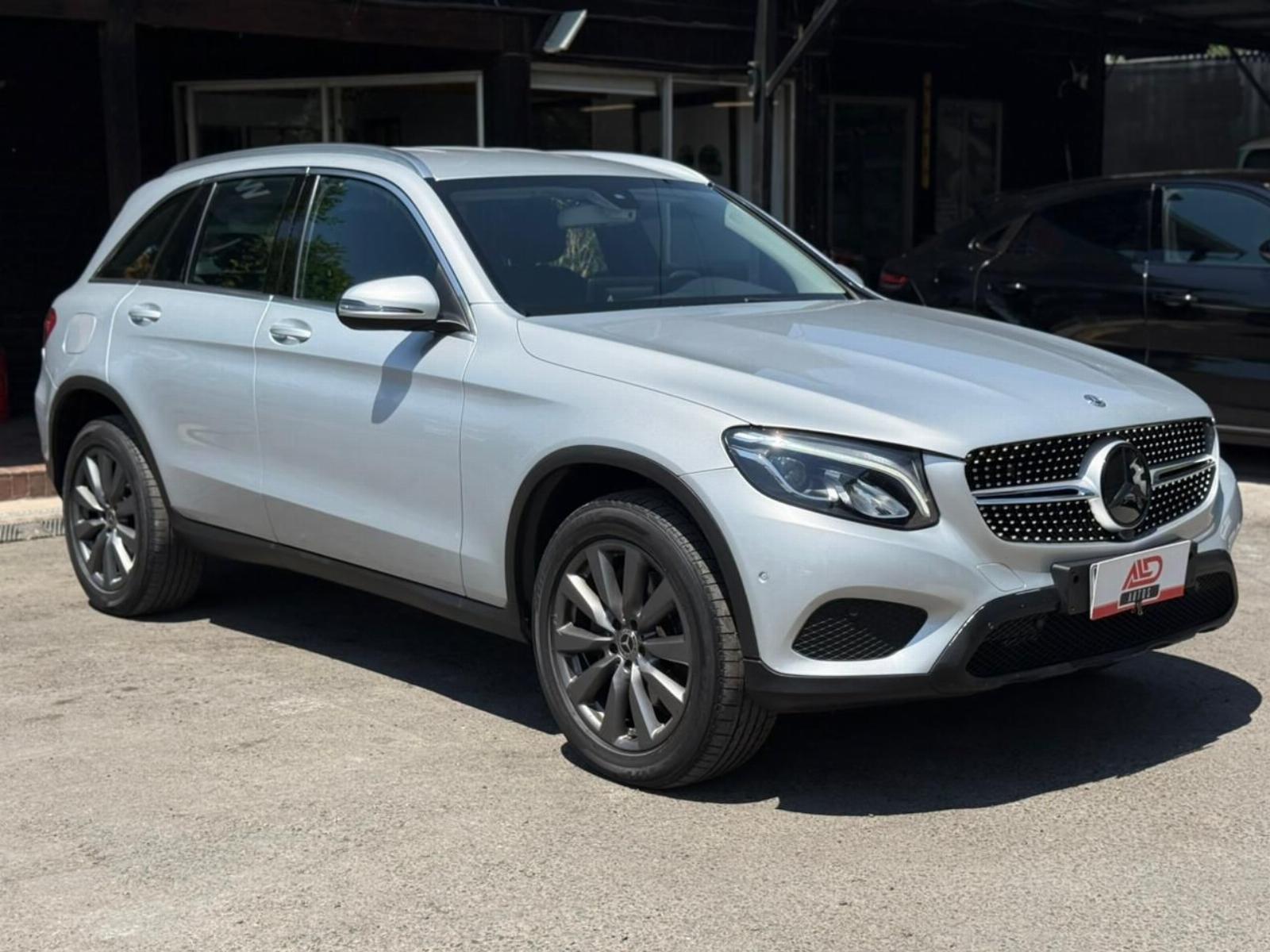 Mercedes-Benz GLC 220D 4MATIC DIESEL 2018 - Foto 2 de 19