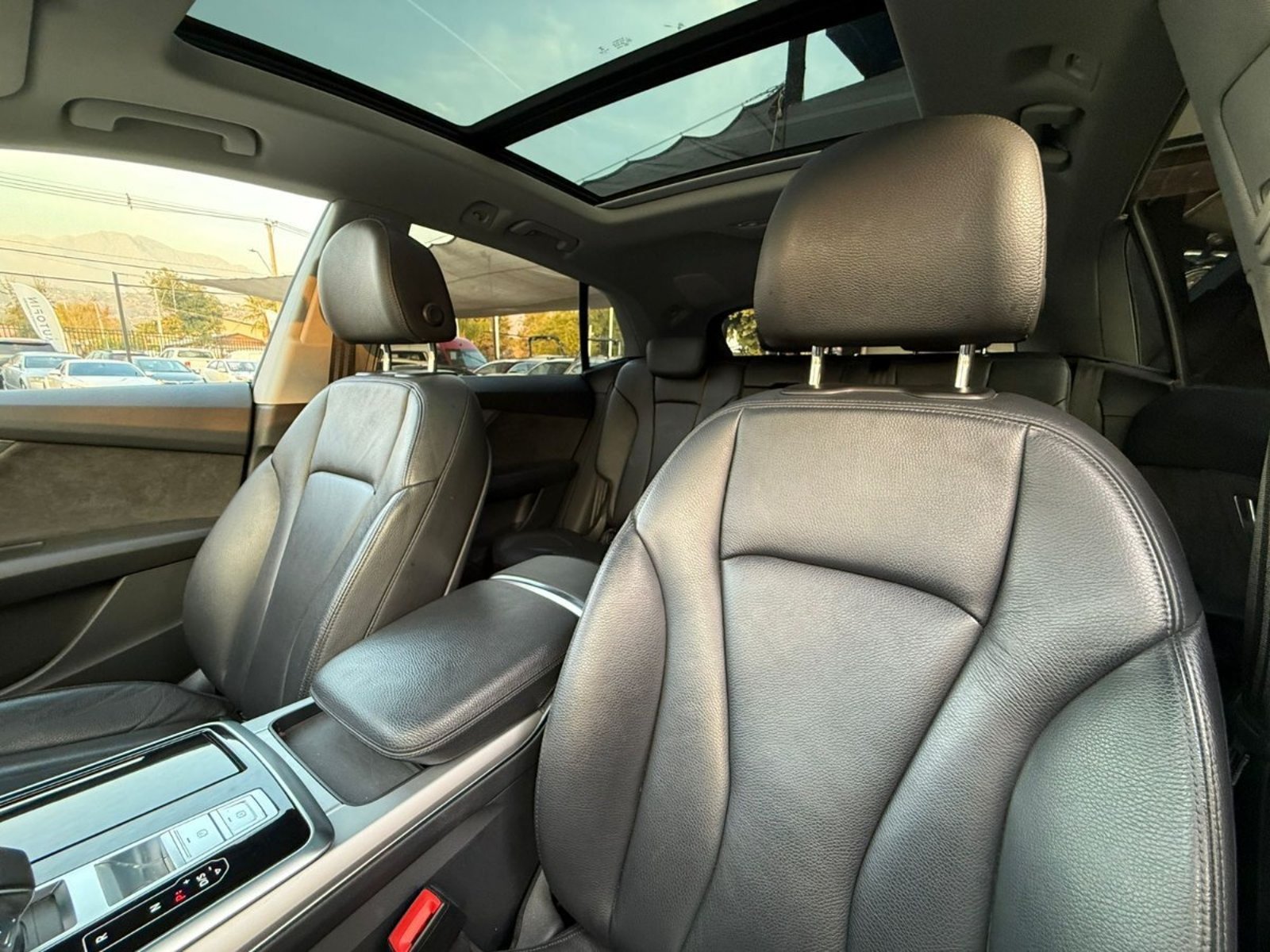 AUDI Q8 55 TSFI QUATTRO 3.0T 2021 - Imagen 16 de 19