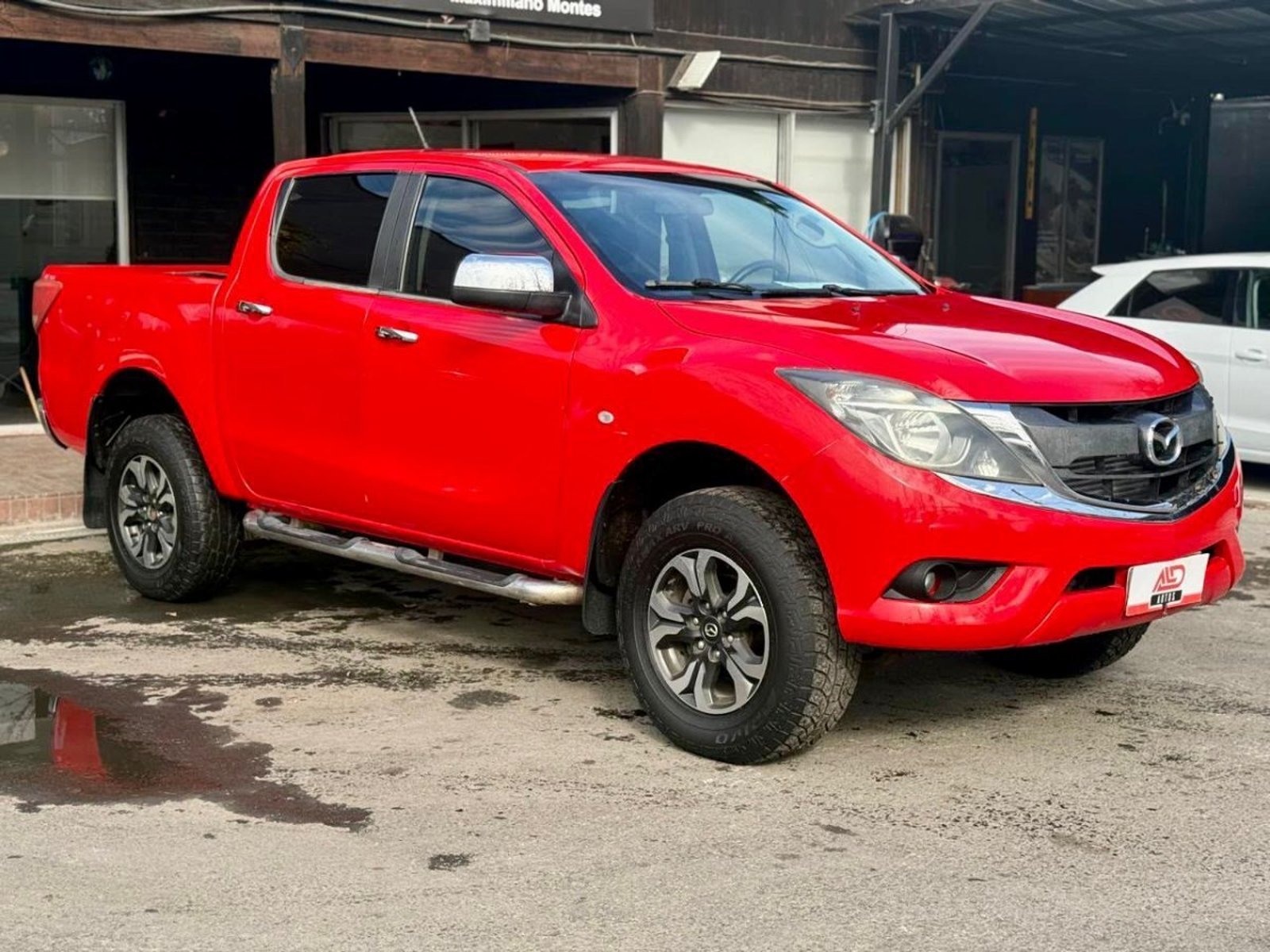 Mazda BT-50 SDX 2.2 MT 4X2 CON IVA 2019 - Foto 3 de 14